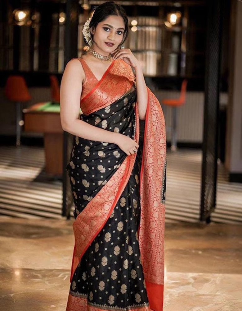 Floral Motif Woven Design Zari Bordered Kanjeevaram Pure Silk Saree