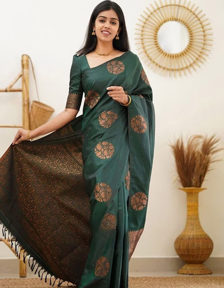 Green & Bronze-Toned Woven Design Zari Pure Silk Banarasi Saree