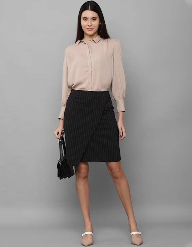 Women Black Striped Straight Knee-Length Skirt