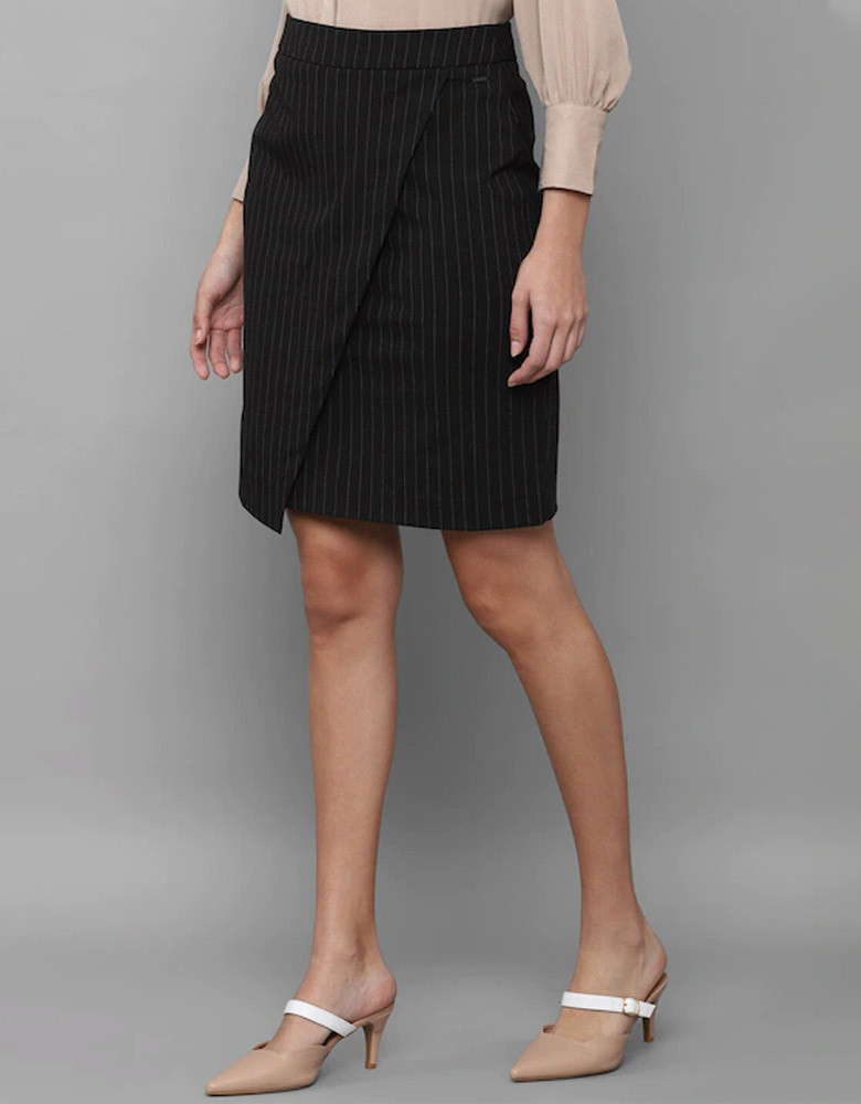 Women Black Striped Straight Knee-Length Skirt