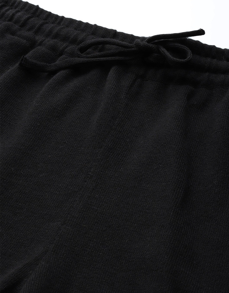 Women Black Solid Pure Cotton Shorts