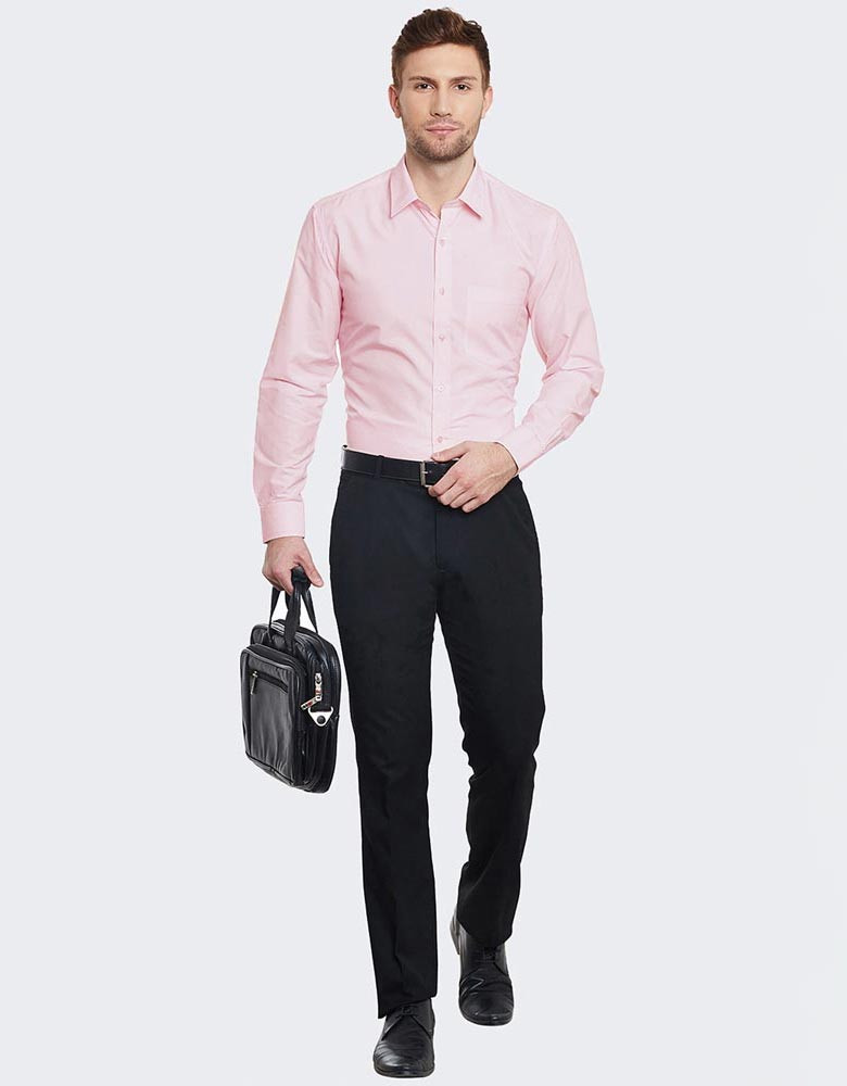 Men Pink Slim Fit Solid Formal Shirt
