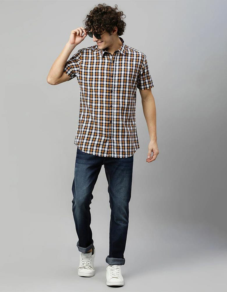 Men Checked Cotton Slim Fit Casual Shirt