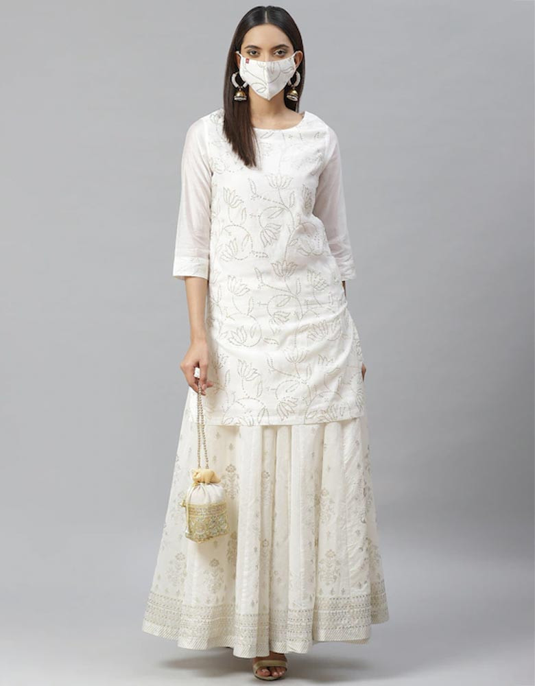 Women Off-White Golden Mukaish Work Straight Kurta